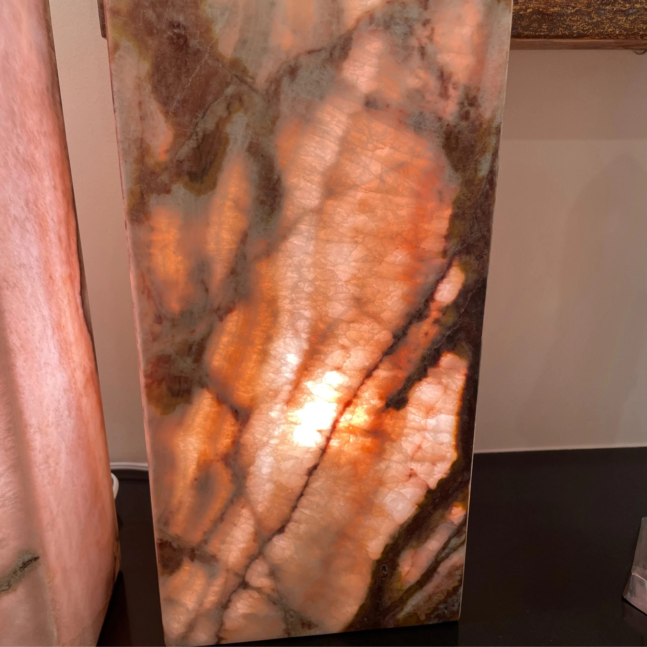 Rosa Onyx Rectangular Lamp